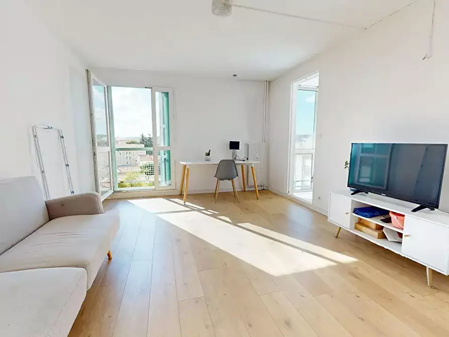 Immagine 3 di Camera in affitto  in Rue Claude Mellarède a Nîmes