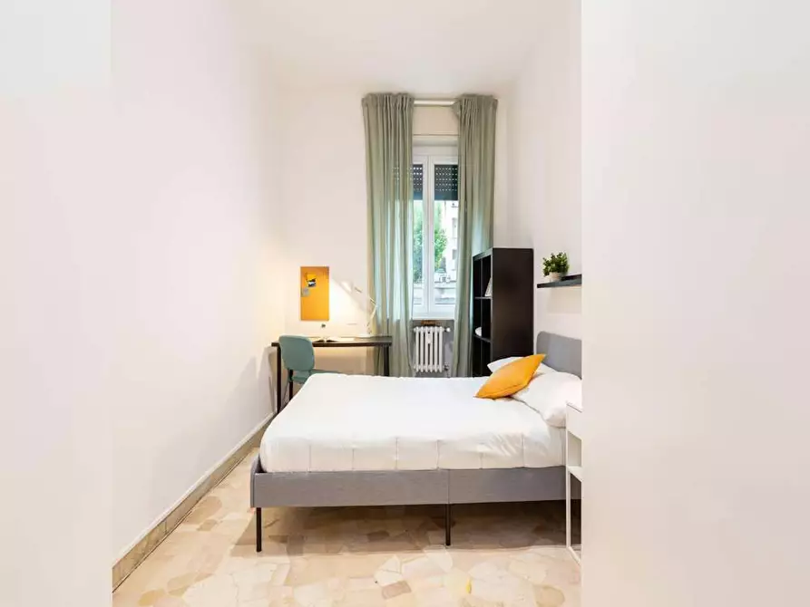 Immagine 4 di Camera in affitto  in Via Francesco Primaticcio a Milano