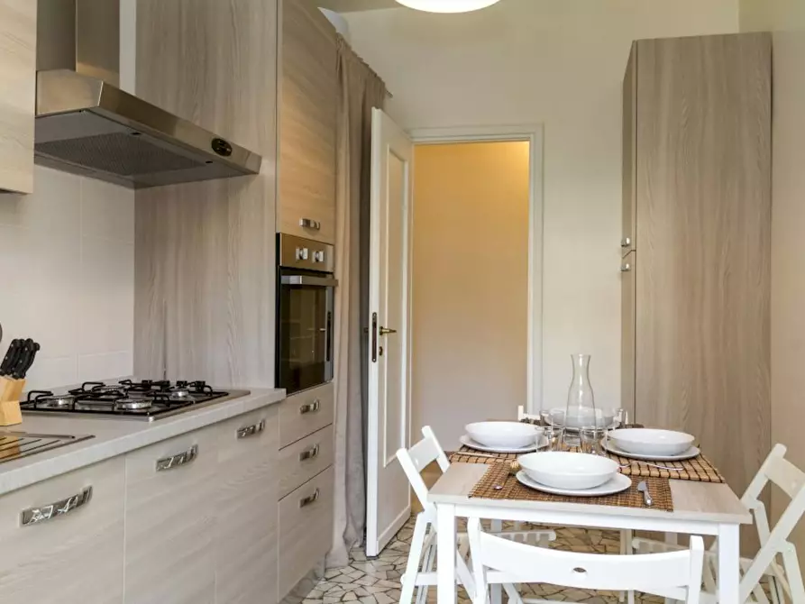 Immagine 5 di Camera in affitto  in Via Maniago a Milano