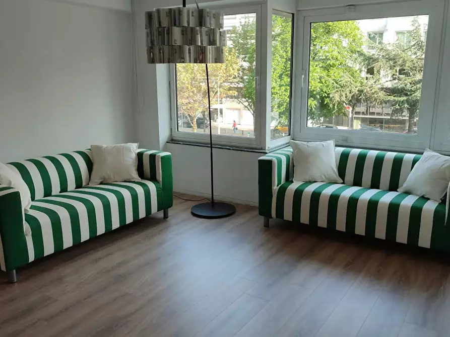 Immagine 1 di Camera in affitto  in Boulevard Joseph Tirou a Charleroi