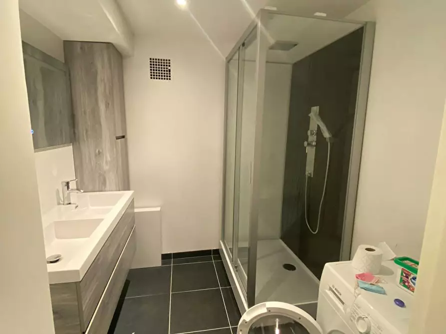 Immagine 3 di Camera in affitto  in Boulevard Joseph Tirou a Charleroi