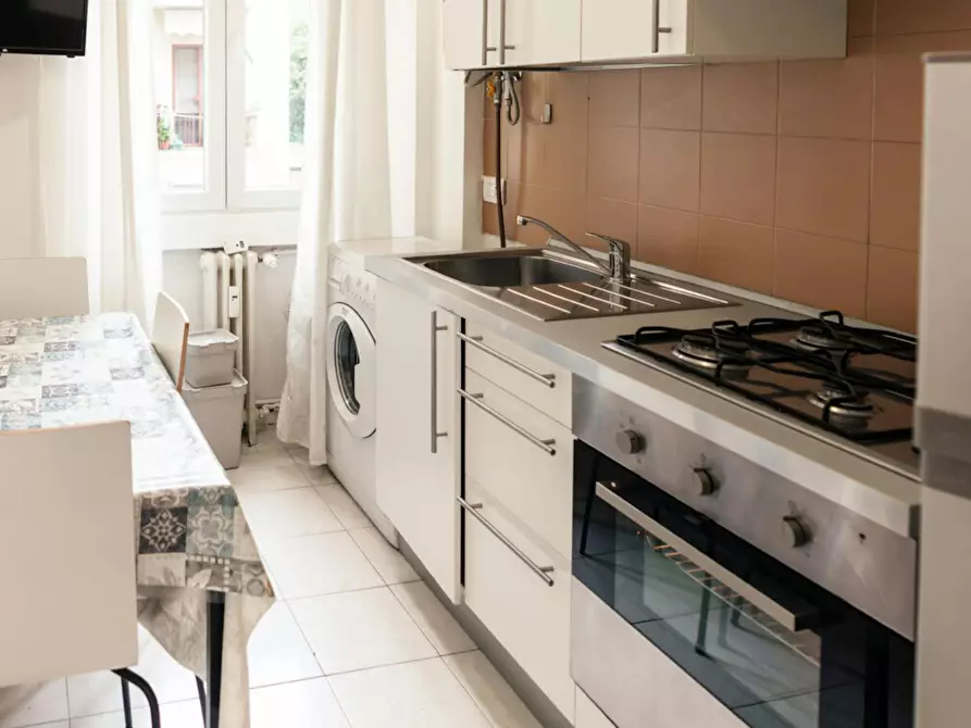 Immagine 9 di Appartamento in affitto  in Via Beato Angelico a Milano