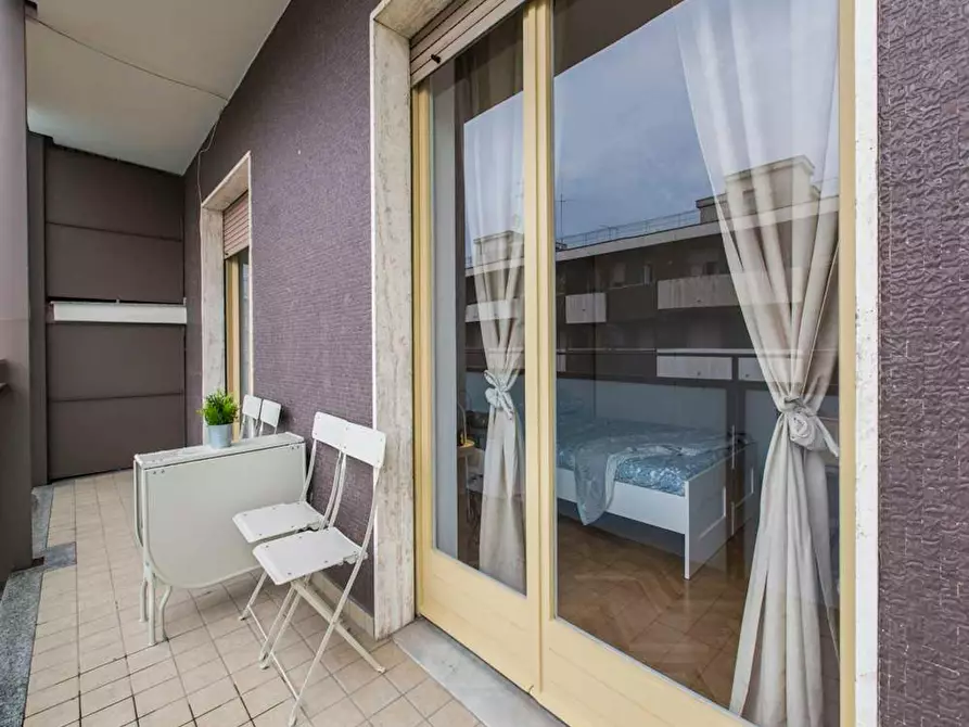 Immagine 10 di Camera in affitto  in Via Gianni Caproni a Milano