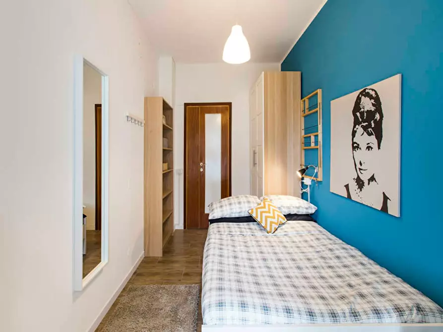 Immagine 3 di Camera in affitto  in Via Gianni Caproni a Milano