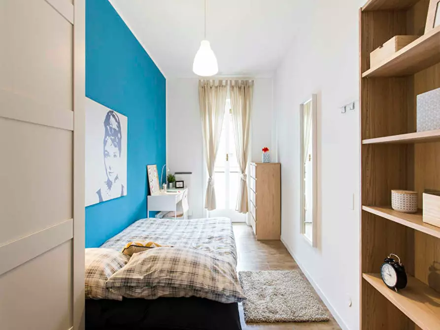 Immagine 1 di Camera in affitto  in Via Gianni Caproni a Milano