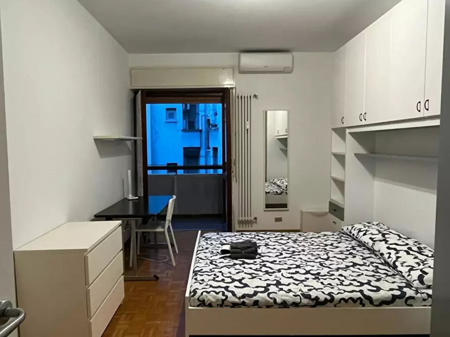 Immagine 2 di Appartamento in affitto  in Via Col Moschin a Milano