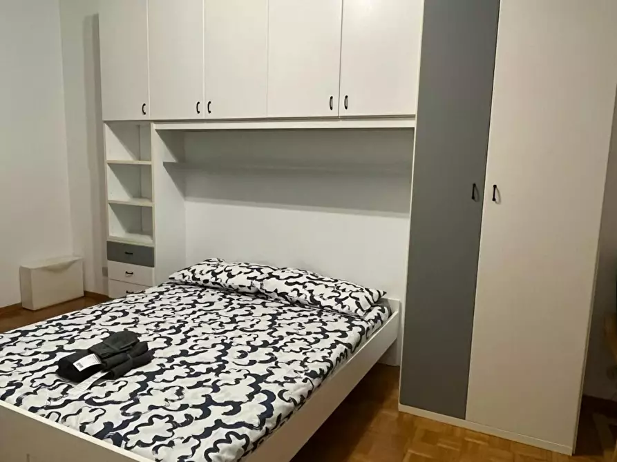 Immagine 5 di Appartamento in affitto  in Via Col Moschin a Milano