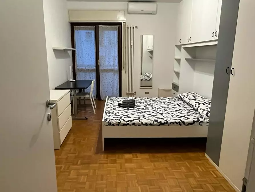 Immagine 1 di Appartamento in affitto  in Via Col Moschin a Milano