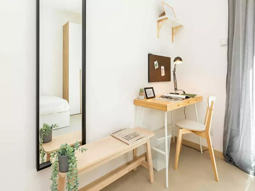 Immagine 7 di Camera in affitto  in Via Gardone a Milano