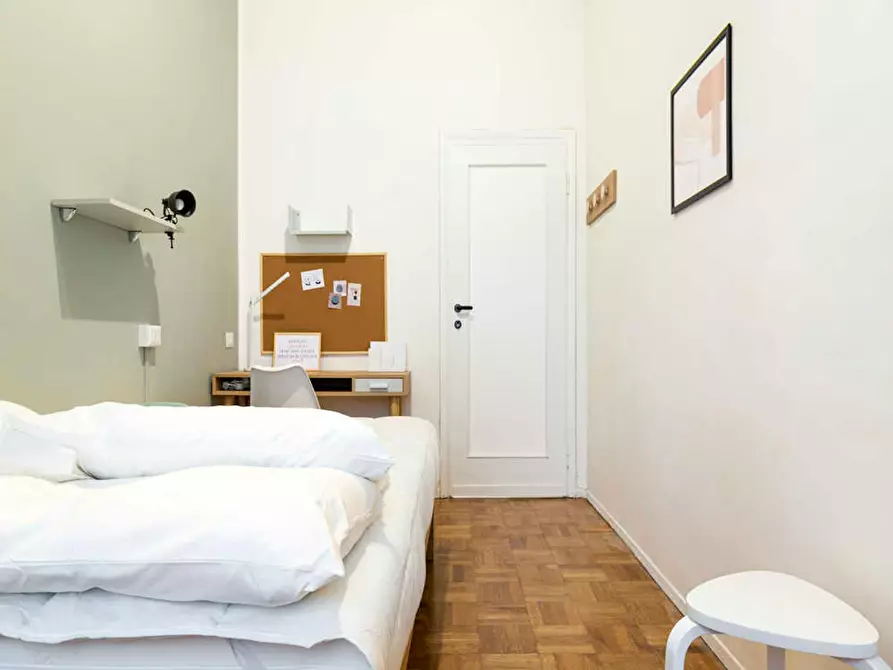 Immagine 2 di Camera in affitto  in Via Amatore Sciesa a Milano