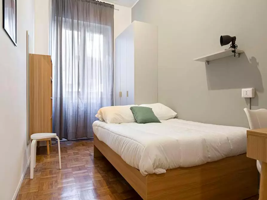 Immagine 2 di Camera in affitto  in Via Amatore Sciesa a Milano