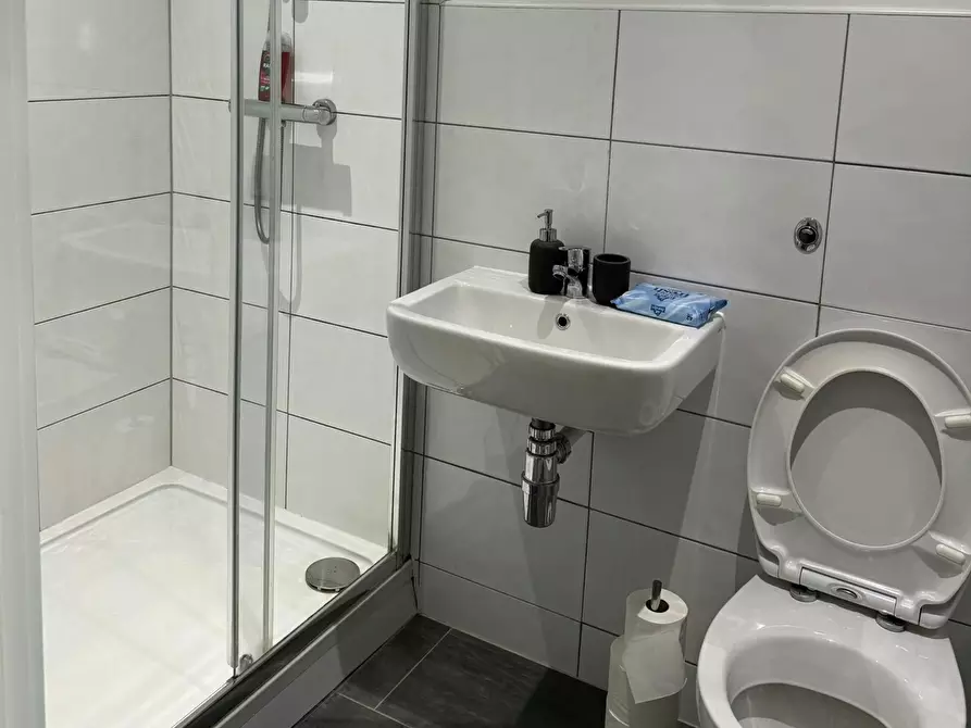 Immagine 10 di Appartamento in affitto  in Cape Street a Queensbury