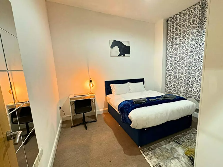 Immagine 6 di Appartamento in affitto  in James Street a 