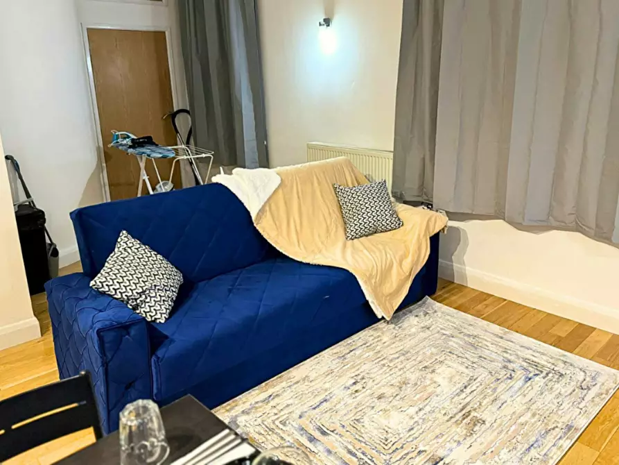 Immagine 8 di Appartamento in affitto  in James Street a 