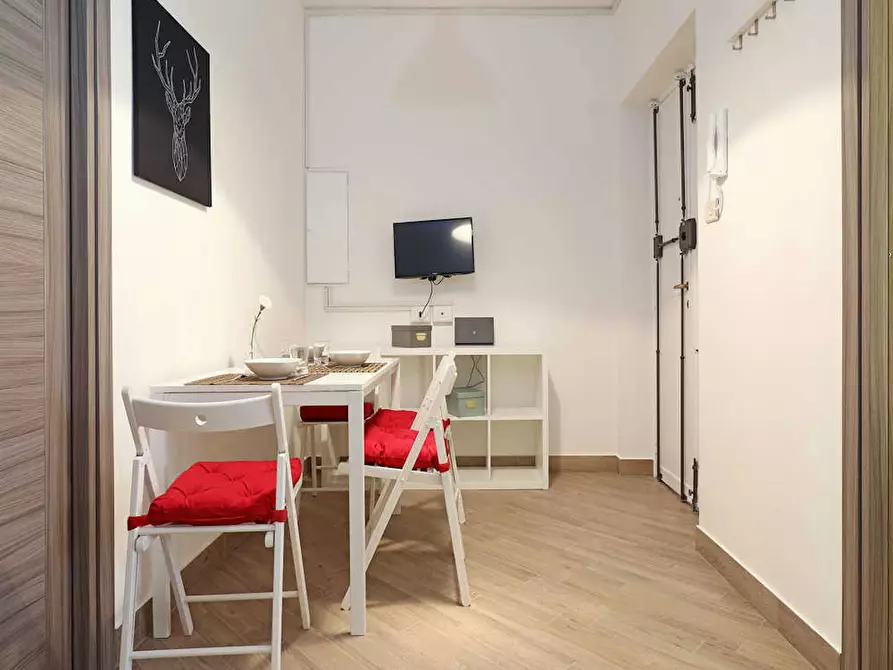 Immagine 8 di Camera in affitto  in Via Antonino Lo Surdo a Roma