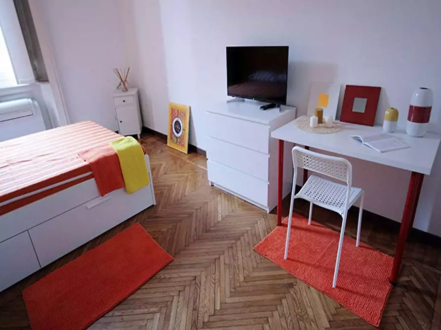 Immagine 2 di Camera in affitto  in Via Guercino a Milano