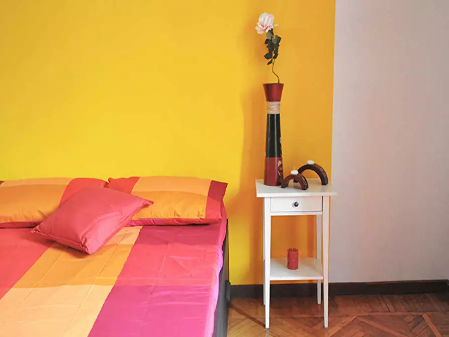 Immagine 9 di Camera in affitto  in Via Guercino a Milano