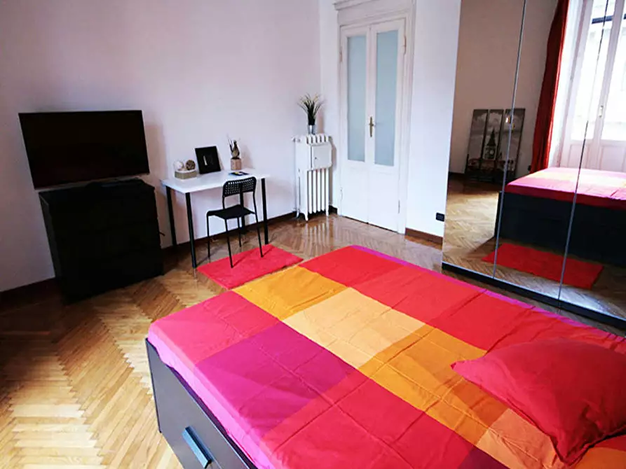 Immagine 8 di Camera in affitto  in Via Guercino a Milano