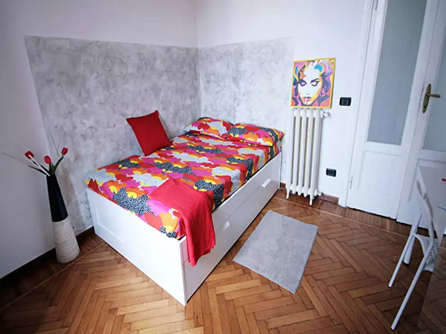 Immagine 4 di Camera in affitto  in Via Guercino a Milano