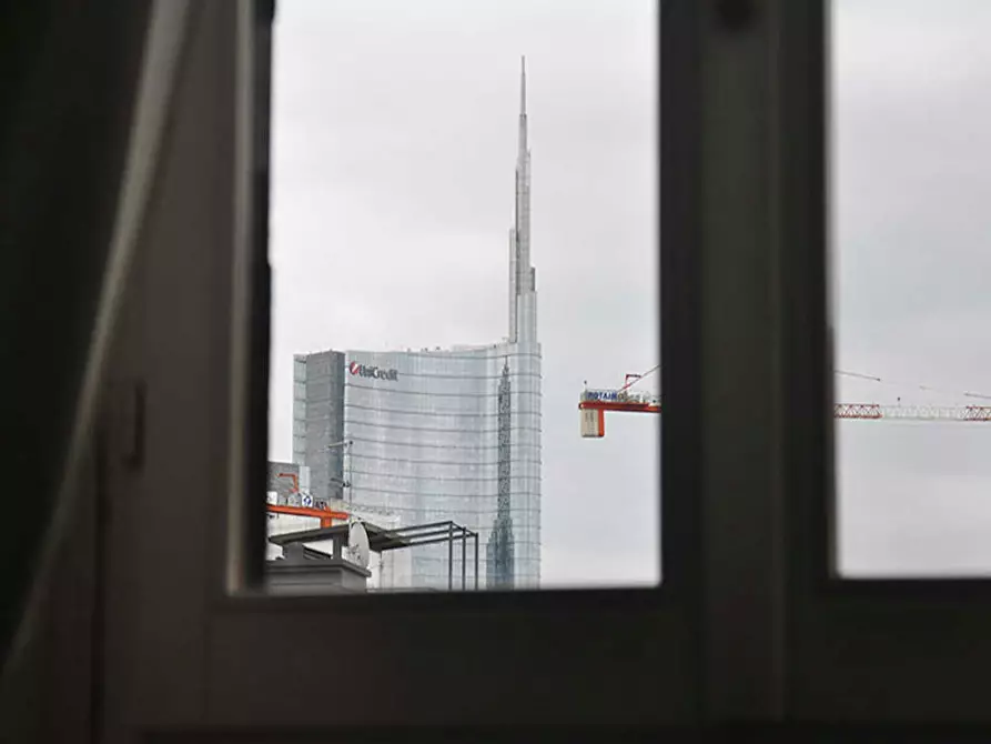 Immagine 6 di Camera in affitto  in Via Guercino a Milano
