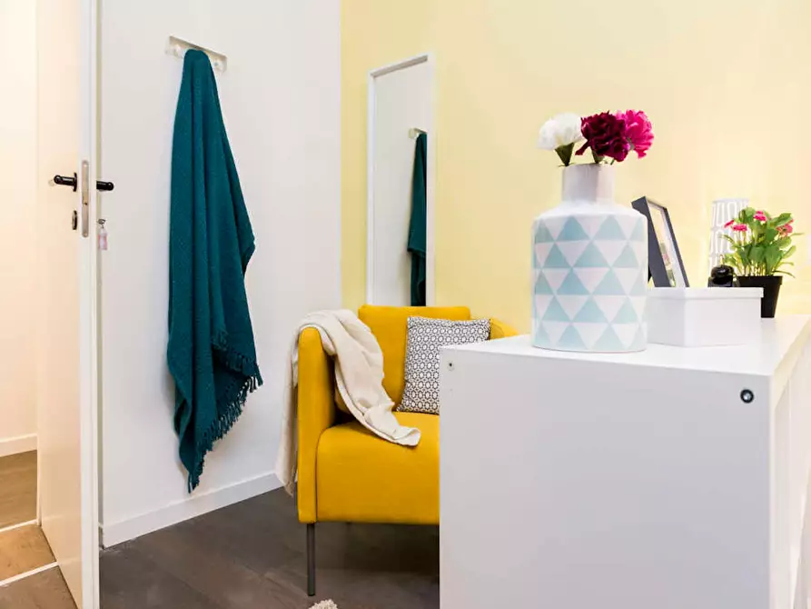 Immagine 4 di Camera in affitto  in Via Antonio Canova a Milano