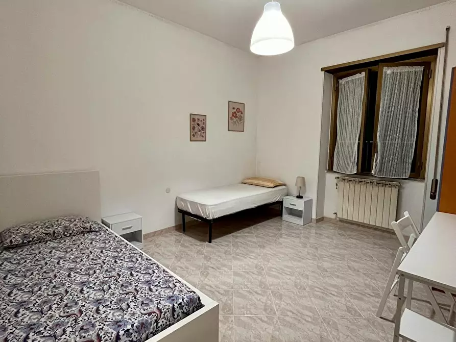 Immagine 5 di Appartamento in affitto  in Via delle Naiadi a Roma