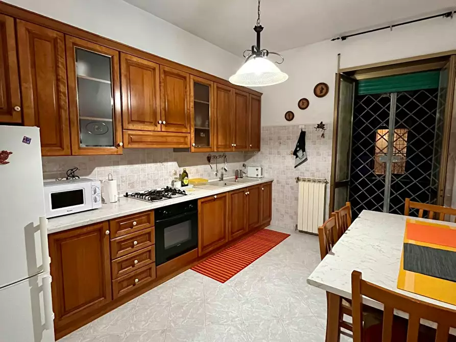 Immagine 9 di Appartamento in affitto  in Via delle Naiadi a Roma