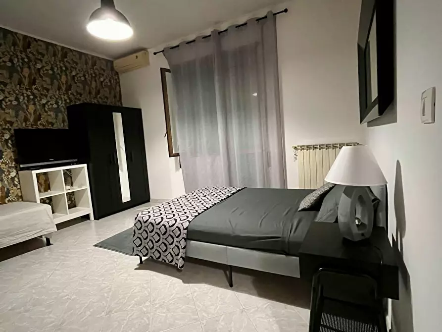 Immagine 4 di Appartamento in affitto  in Via delle Naiadi a Roma