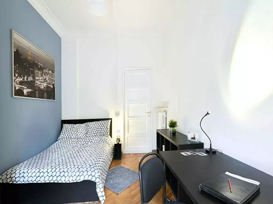 Immagine 4 di Camera in affitto  in Corso Giulio Cesare a Torino