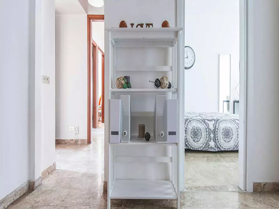 Immagine 10 di Camera in affitto  in Viale San Gimignano a Milano
