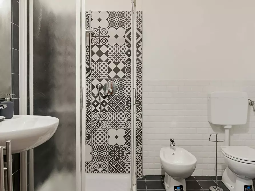 Immagine 10 di Camera in affitto  in Via Ernesto Breda a Milano