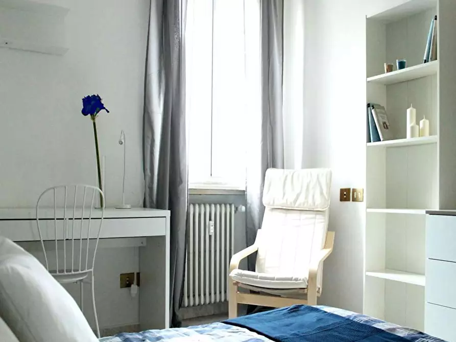 Immagine 6 di Camera in affitto  in Viale Ortles a Milano
