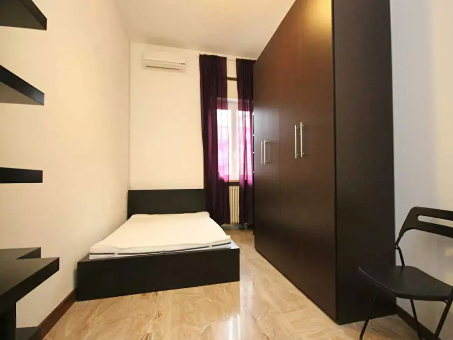 Immagine 3 di Camera in affitto  in Viale Sabotino a Milano