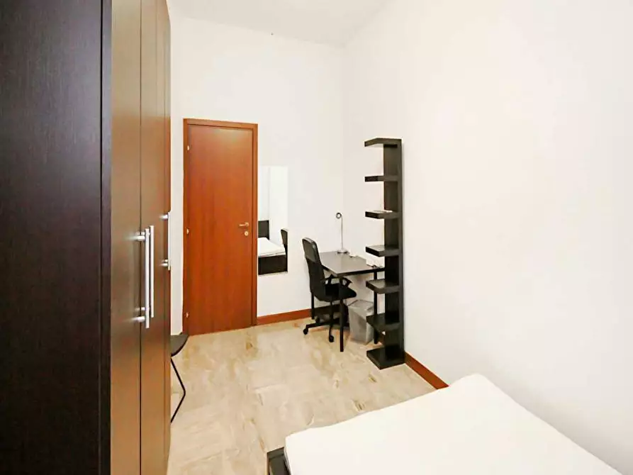 Immagine 4 di Camera in affitto  in Viale Sabotino a Milano