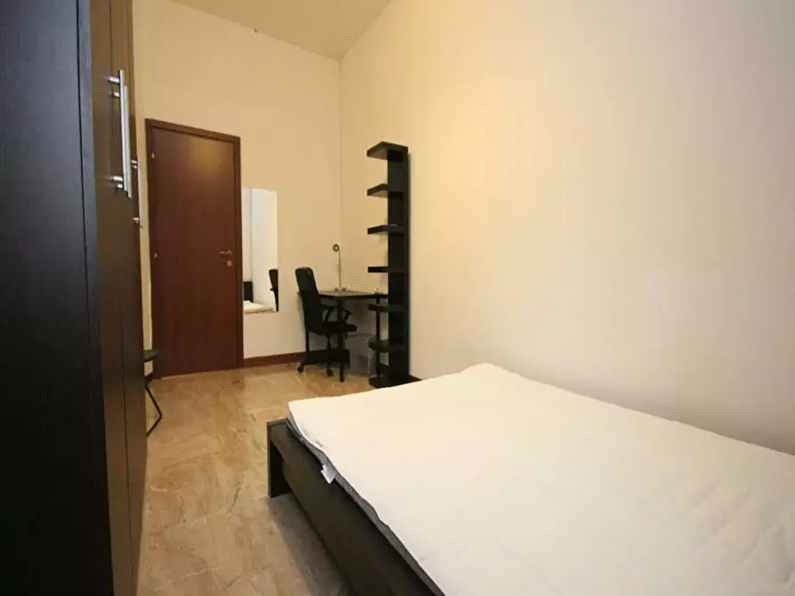 Immagine 7 di Camera in affitto  in Viale Sabotino a Milano