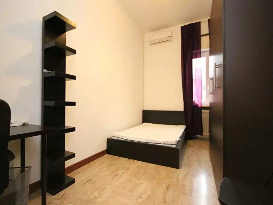 Immagine 5 di Camera in affitto  in Viale Sabotino a Milano