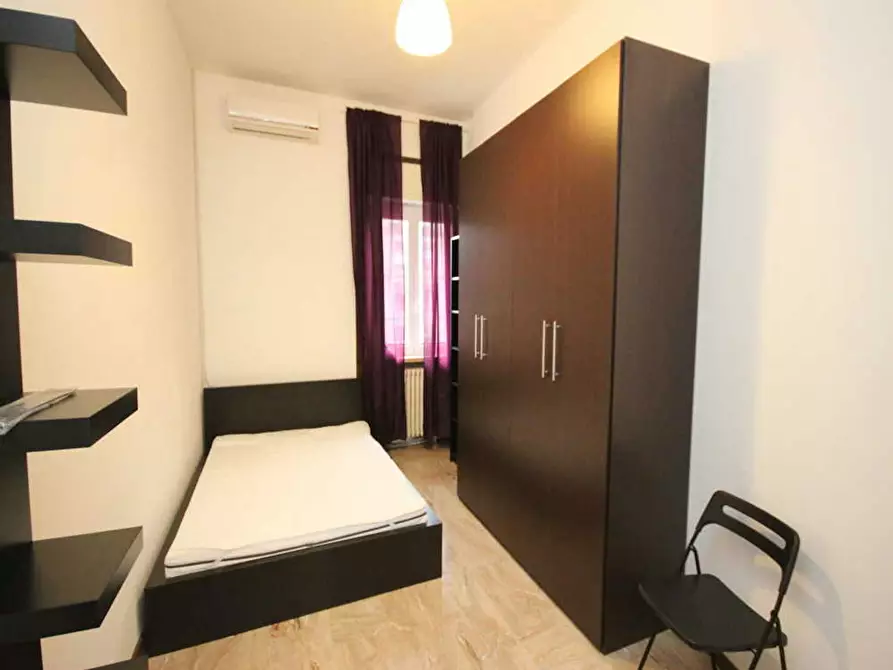 Immagine 2 di Camera in affitto  in Viale Sabotino a Milano