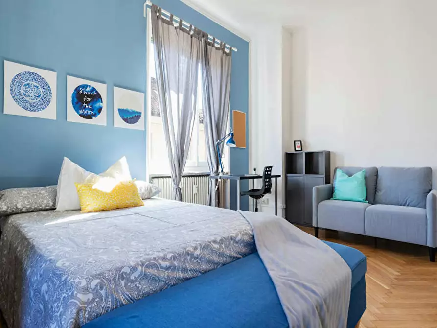 Immagine 8 di Camera in affitto  in Via delle Rosine a Torino