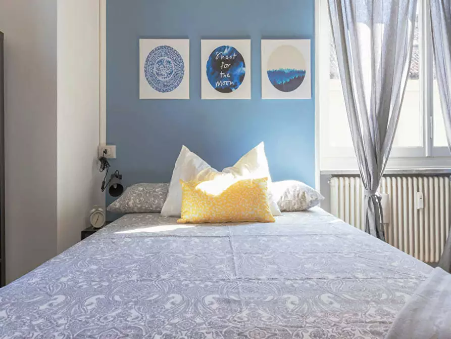 Immagine 10 di Camera in affitto  in Via delle Rosine a Torino