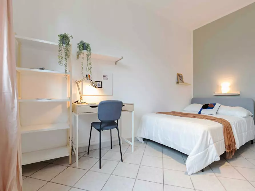 Immagine 4 di Camera in affitto  in Strada del Fortino a Torino