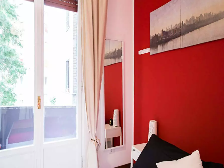 Immagine 5 di Camera in affitto  in Via Salvatore Barzilai a Milano