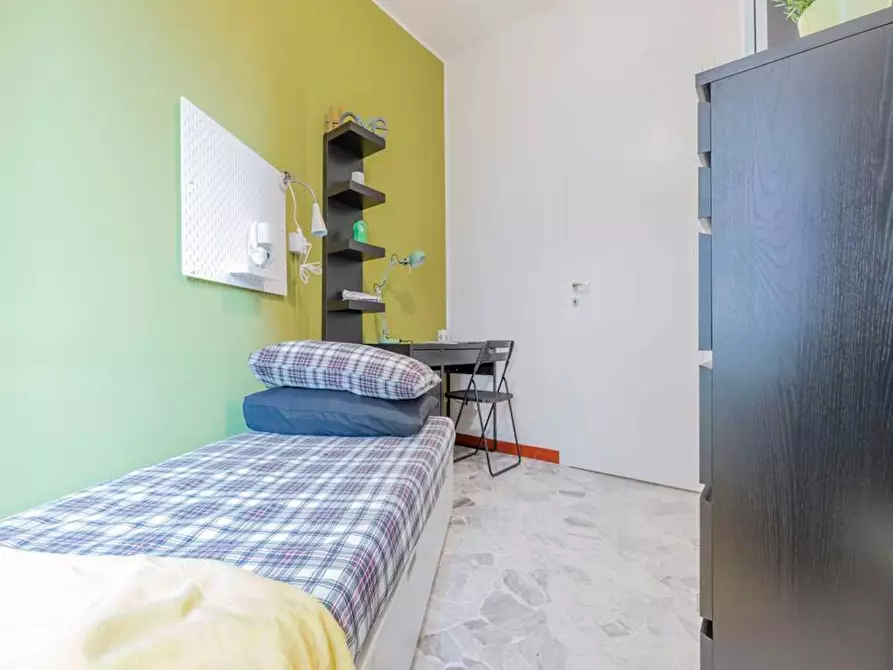 Immagine 2 di Camera in affitto  in Largo Cavalieri di Malta a Milano