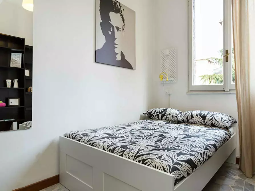 Immagine 2 di Camera in affitto  in Via Salvatore Barzilai a Milano