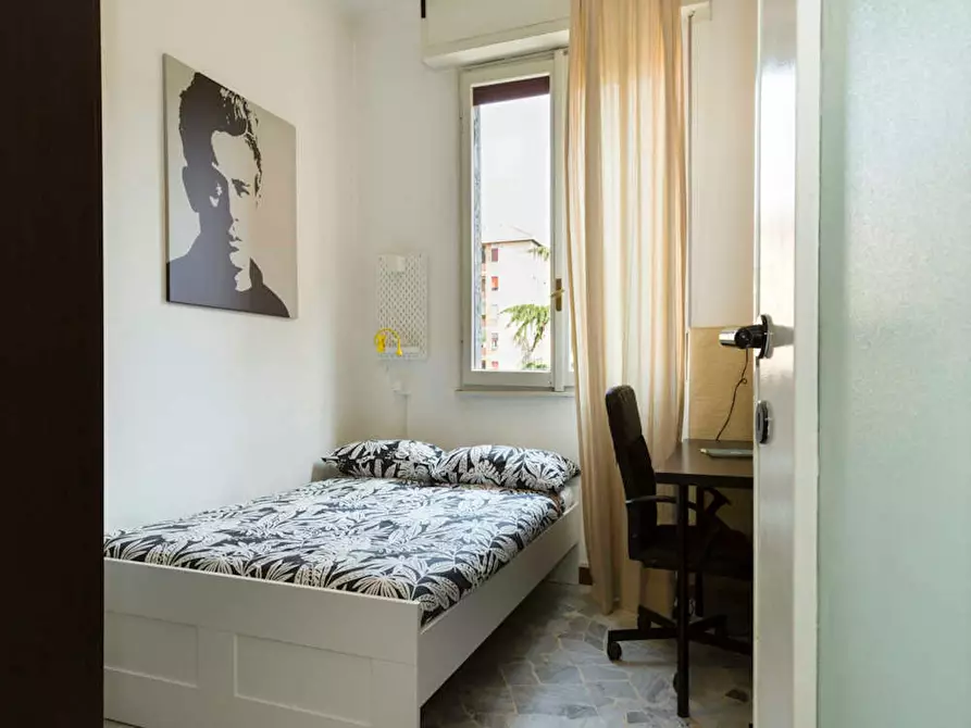 Immagine 4 di Camera in affitto  in Via Salvatore Barzilai a Milano