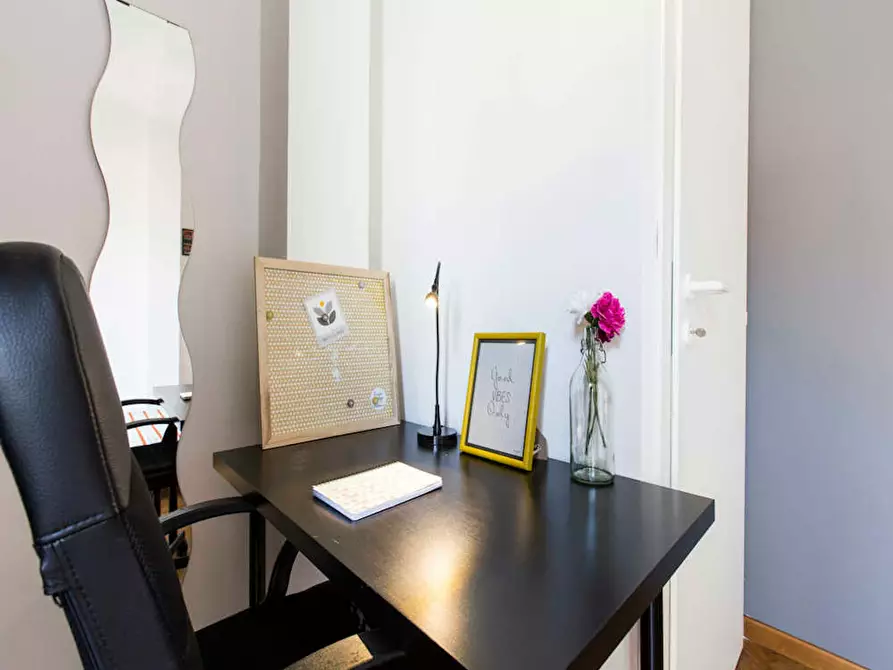 Immagine 7 di Camera in affitto  in Via Volterra a Milano