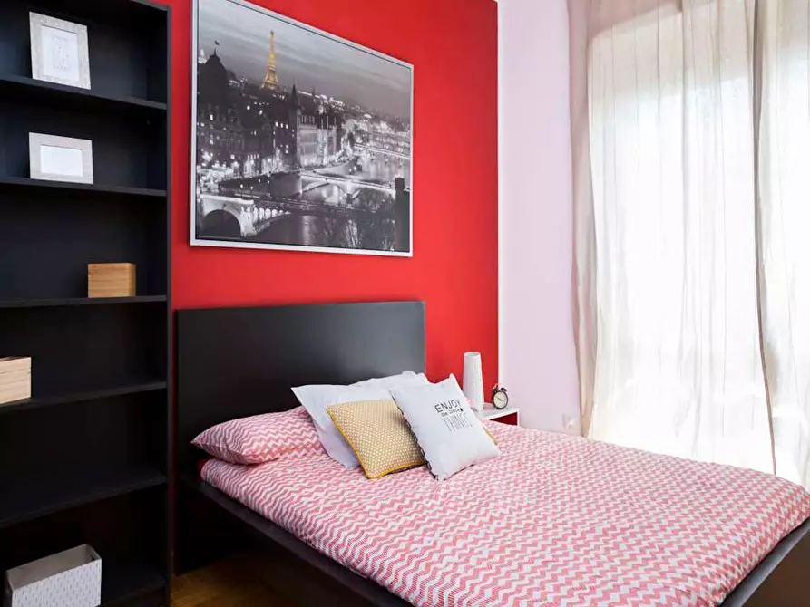 Immagine 3 di Camera in affitto  in Via Monte San Genesio a Milano