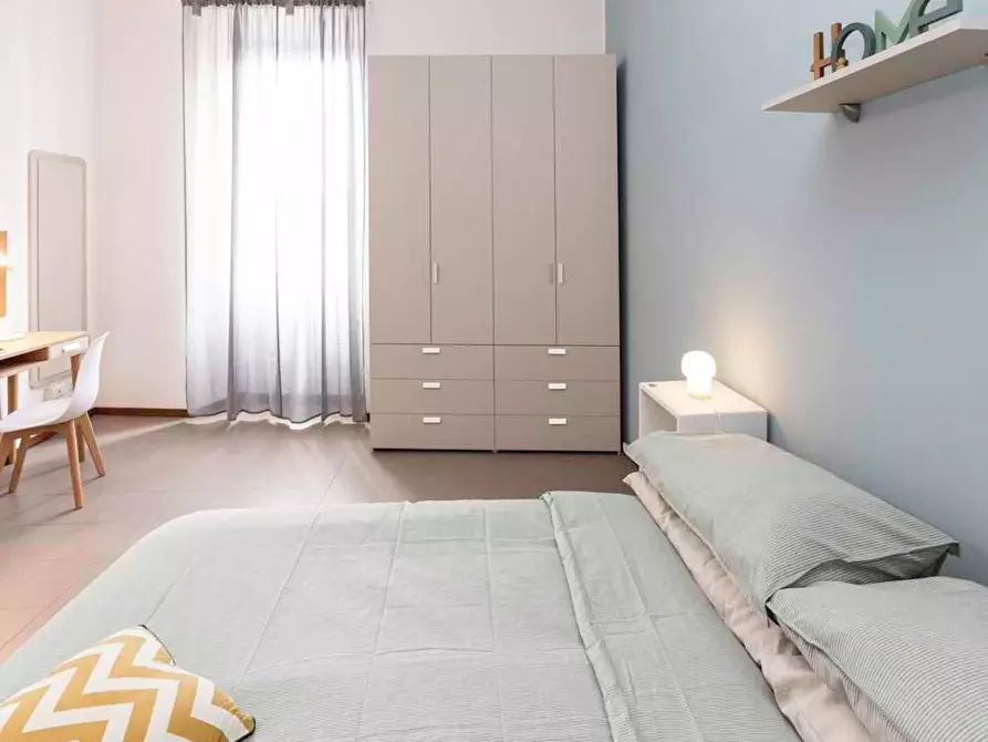 Immagine 1 di Camera in affitto  in Via Giuseppe Meda a Milano