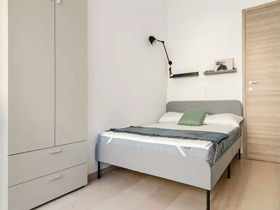 Immagine 1 di Camera in affitto  in Via Amatore Sciesa a Milano