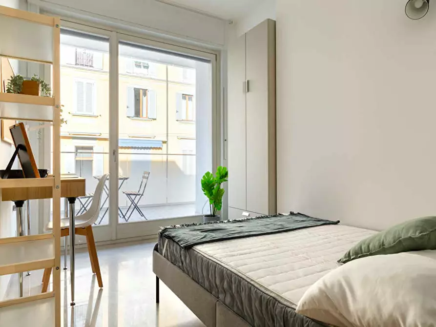 Immagine 3 di Camera in affitto  in Via Amatore Sciesa a Milano