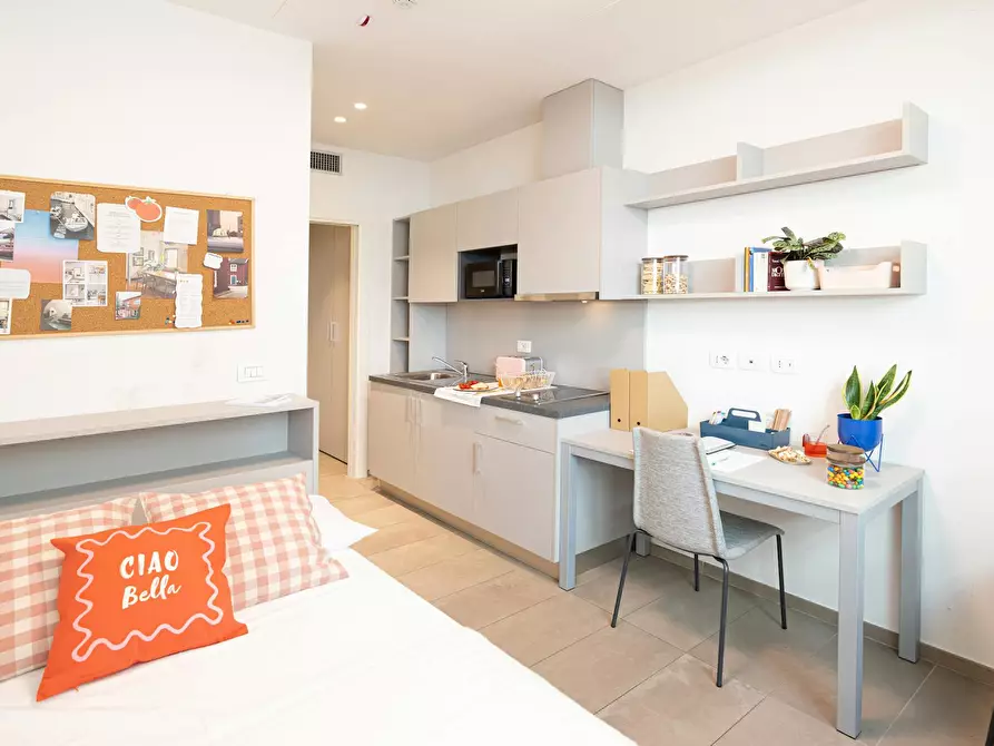 Immagine 1 di Appartamento in affitto  in Viale della Toscana a Firenze